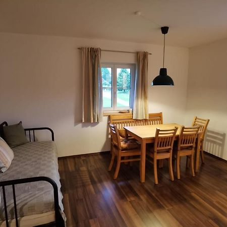 Niedergerner Alpaka Ranch Leilighet Haiming Eksteriør bilde